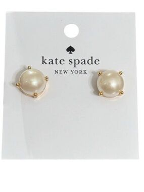 Kate Spade Pearl Gumdrop Studs in Cream / Gold (MSRP $59) NWT